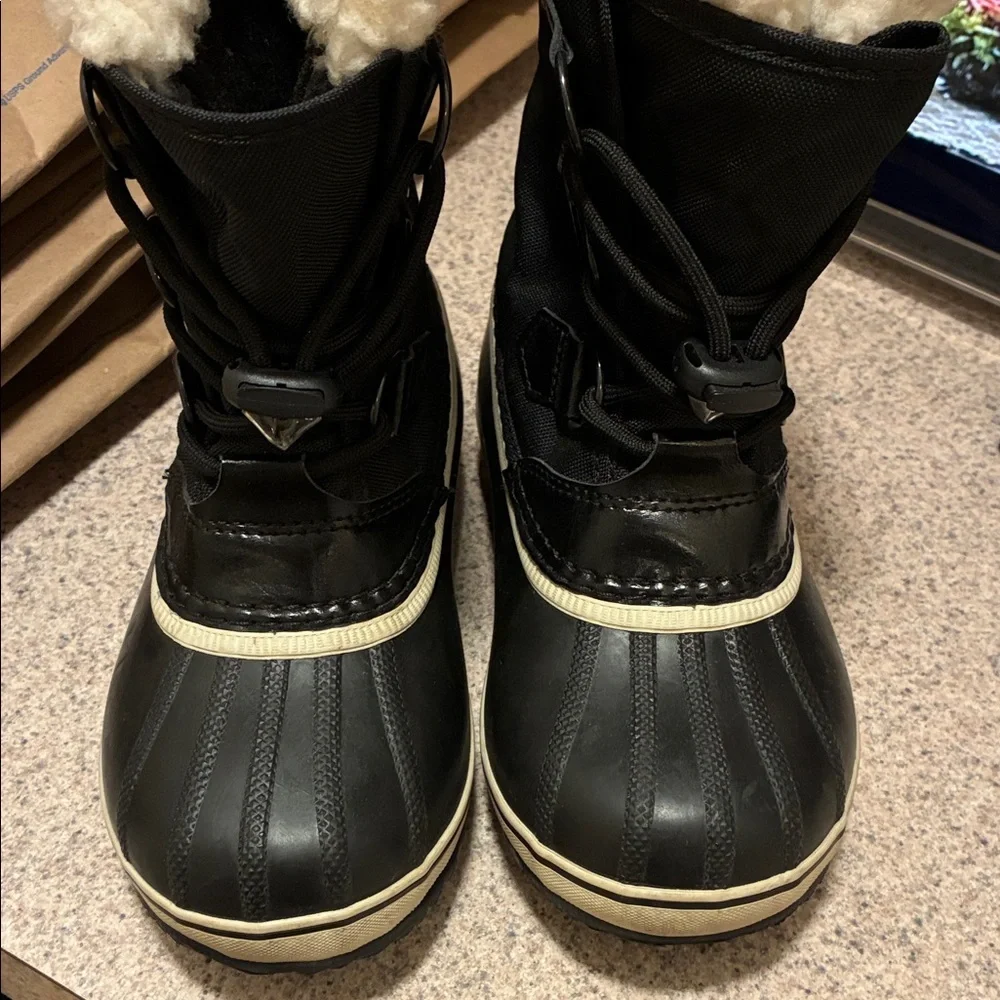 Sorel Black and Cream Snow Boots